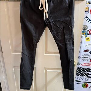 PacSun Black Elastic Waist Pants